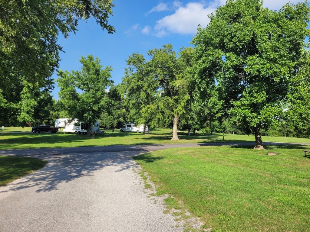 Campsites at Comlara Parak