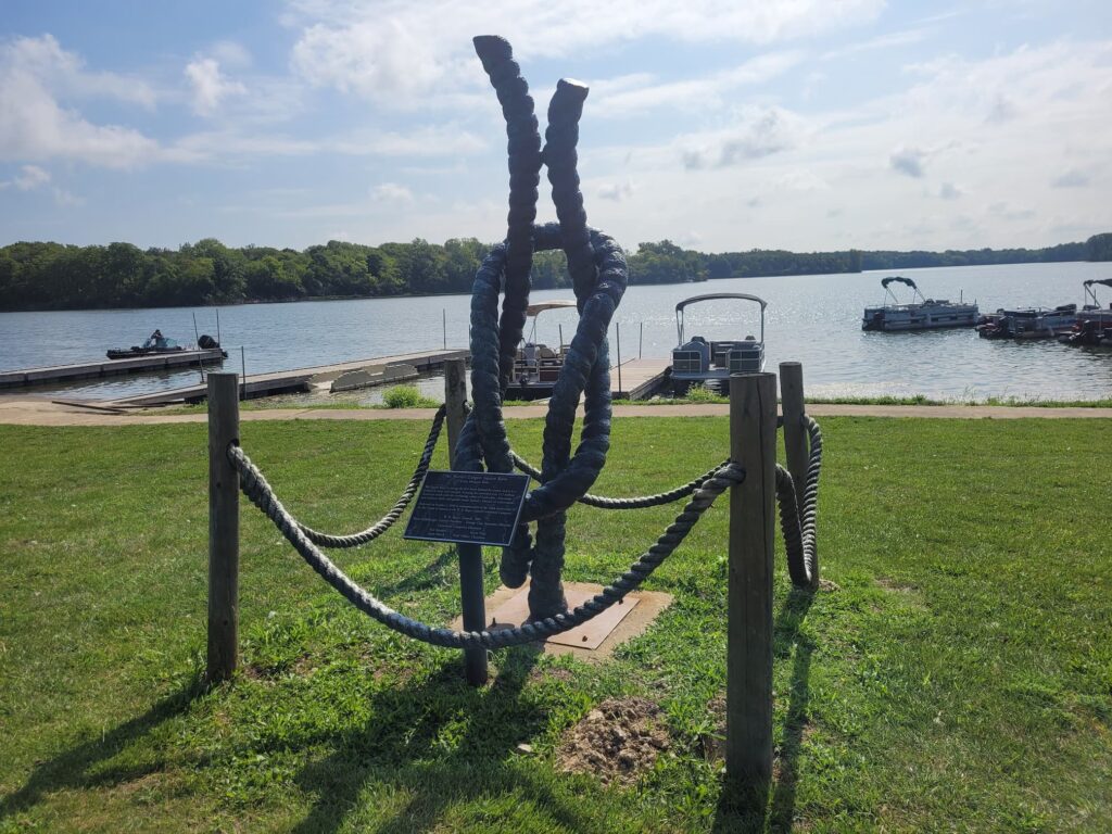 World's Largest Square Knot at Comlara Park