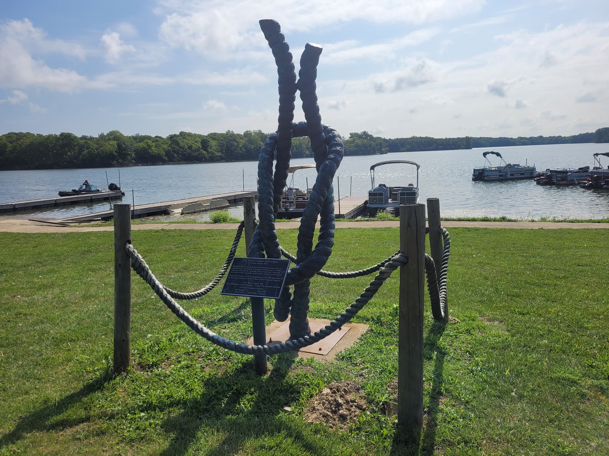 Comlara Park Campground Guide: Lakeside Fun in Central IL