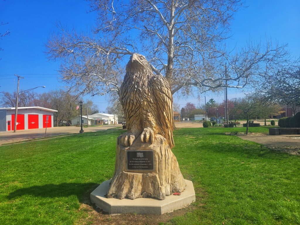carved eagle in atlanta illinois