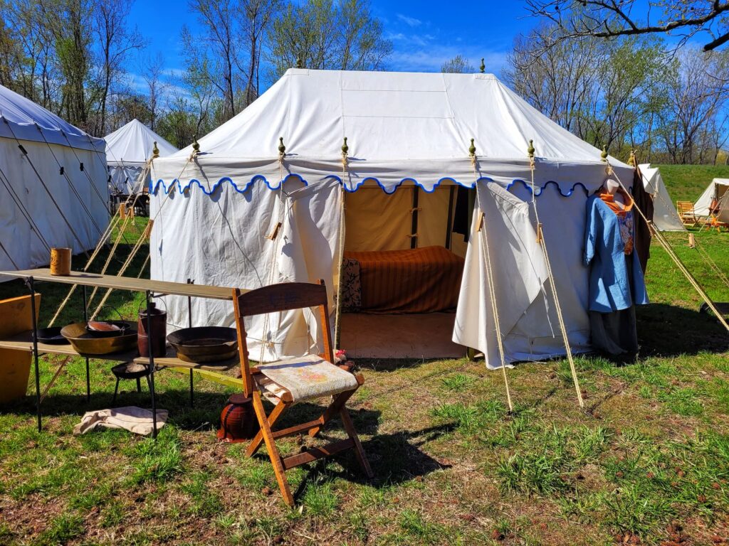 tent set up at fort de chartres