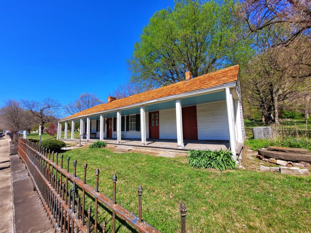 photo of the Creole house in Prairie du Rocher