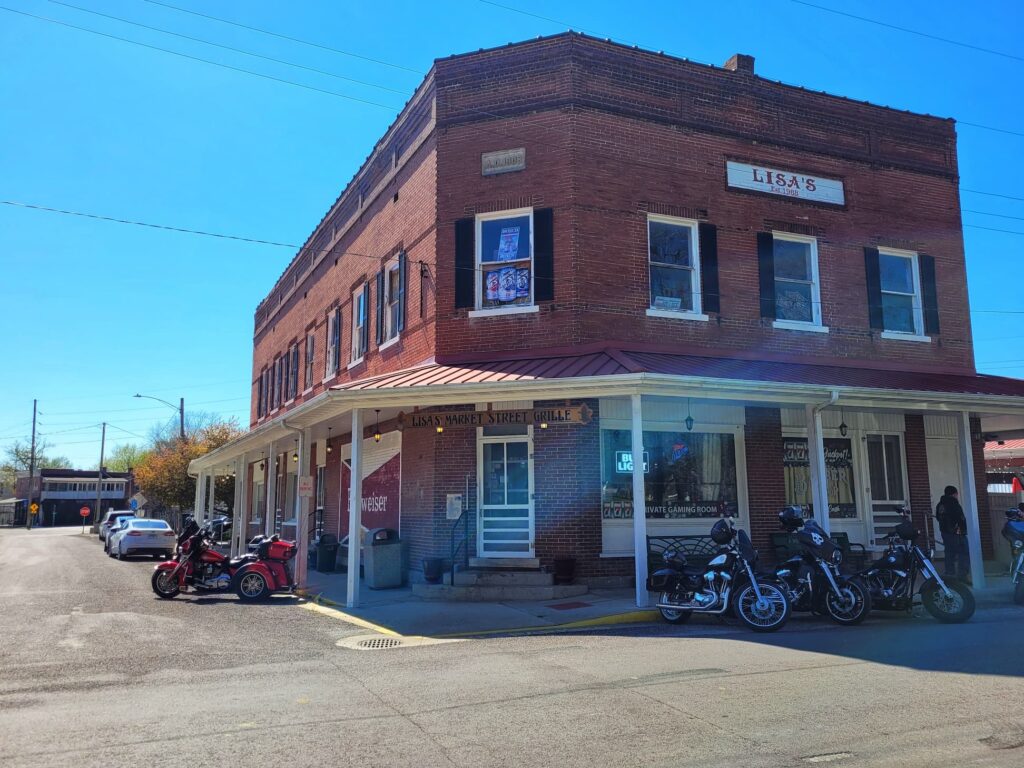 photo of Lisa's Market street grille restaurant