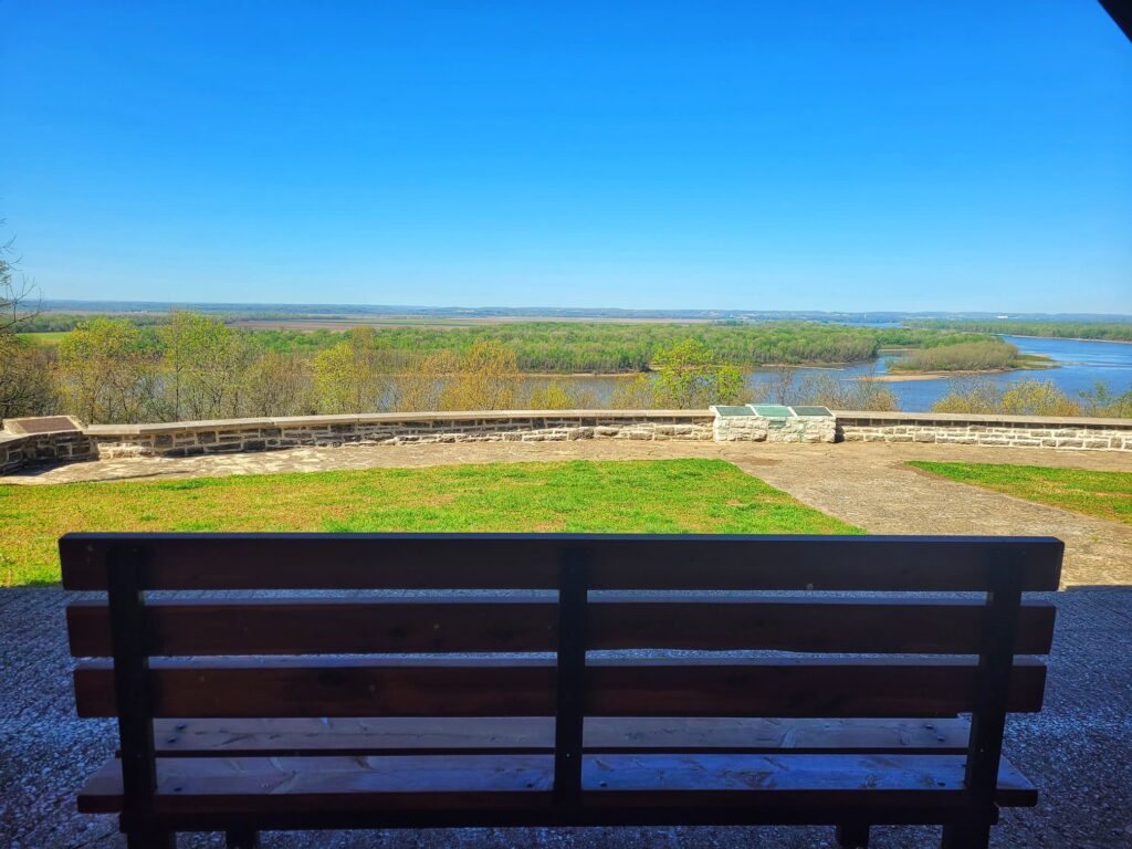 photo of bench overlooking the mississippi river