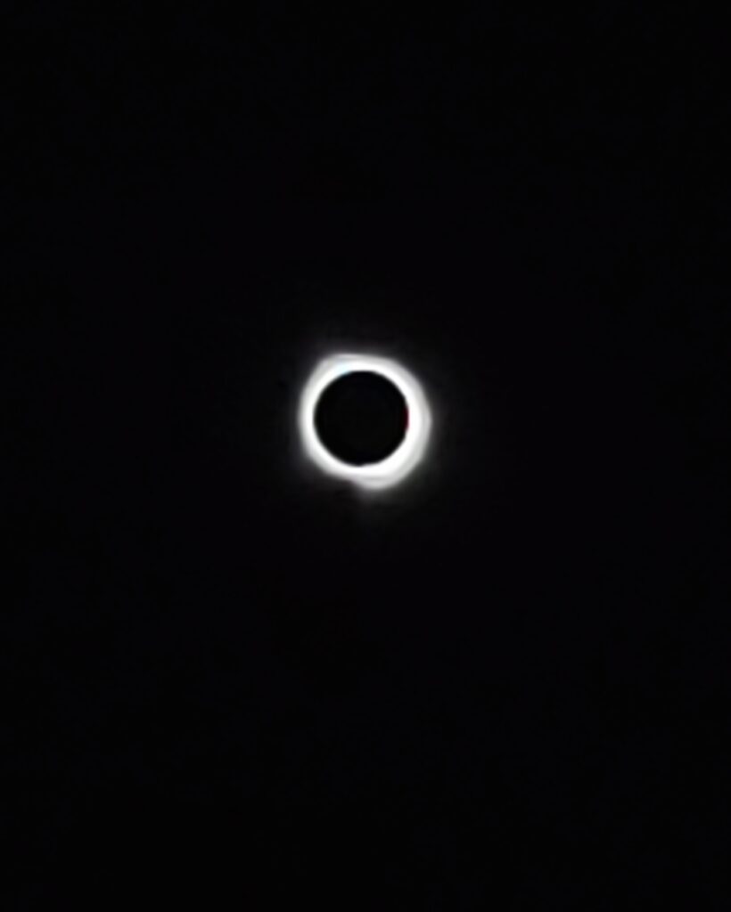 photo of 2004 total solar eclipse