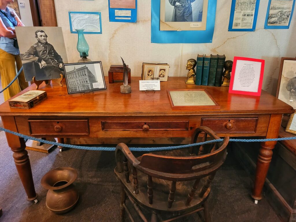 desk used by Ulysses Grant at cairo custom house museum