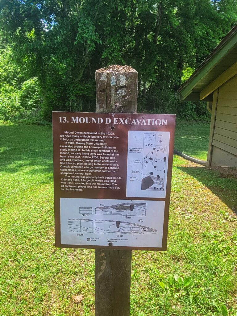 photo of sign for mound d