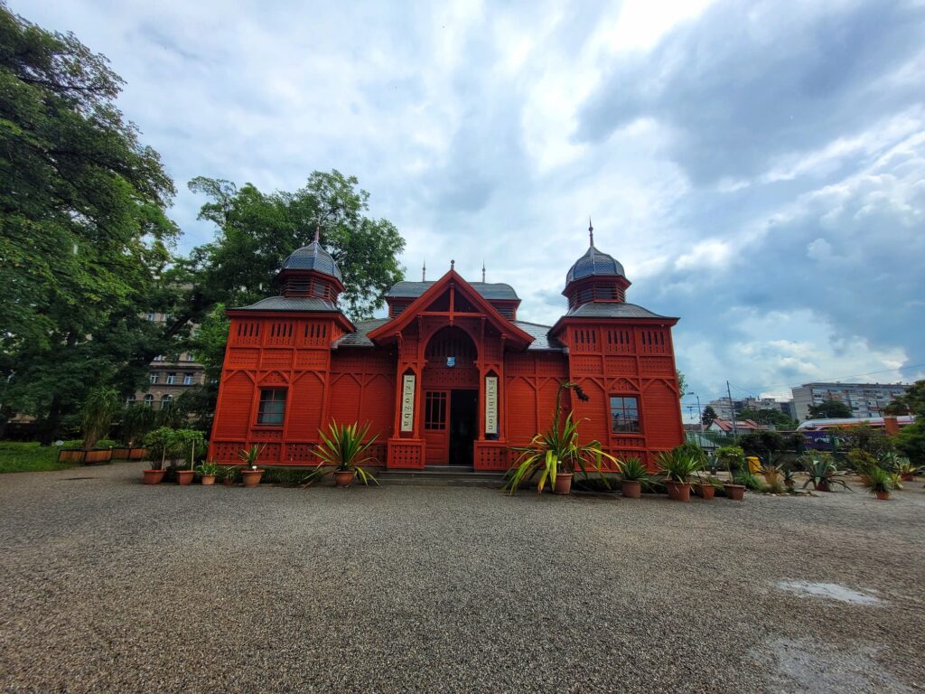 photo of zagreb botanical garden's exhibition pavilion