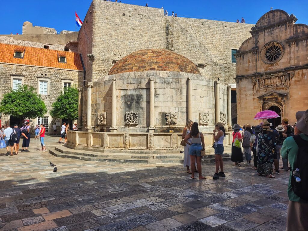 photo of big onofrio fountain