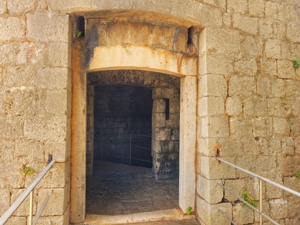 photo of Fort Royal doorway