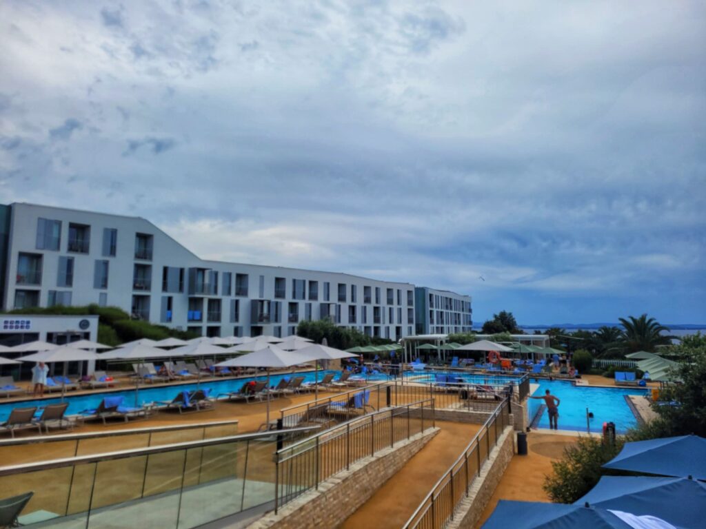 photo of hotel diadora pools