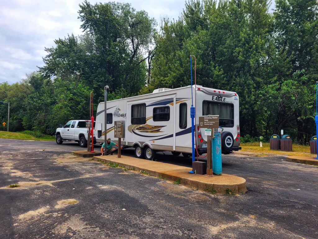 photo of Blackhawk Park campground dump station