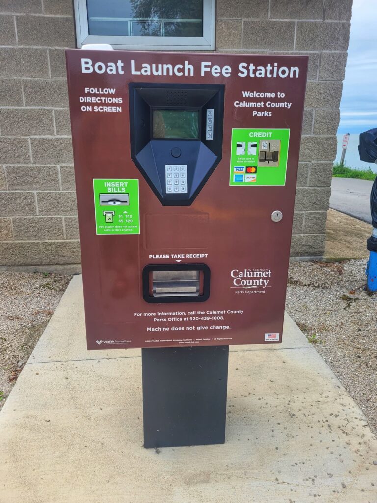 photo of boat launch fee station at calumet county park