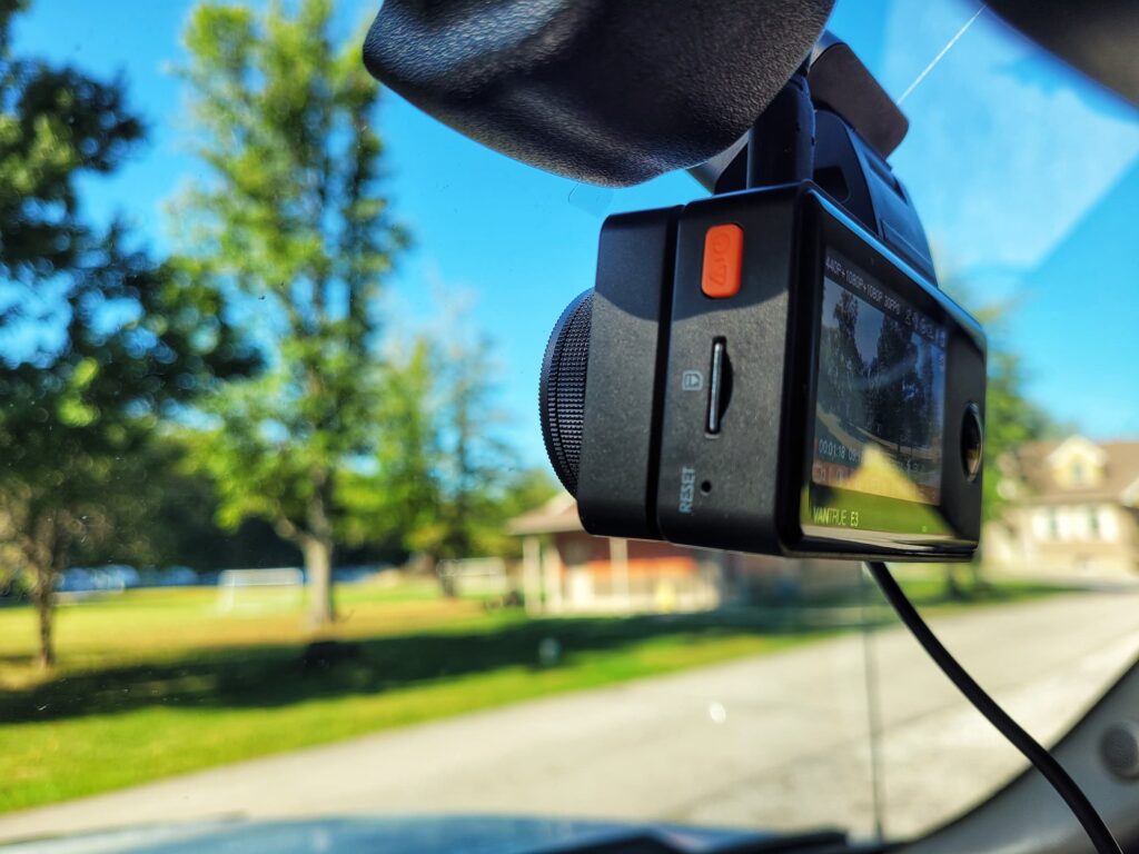 photo of vantrue dash cam