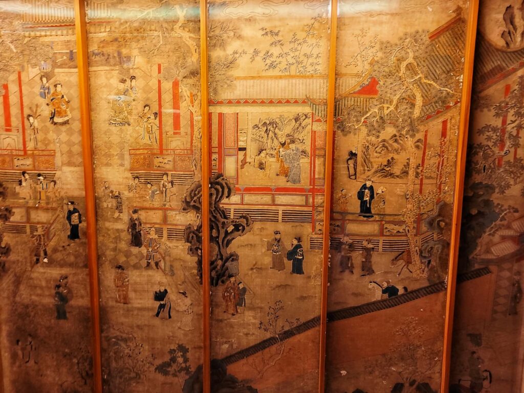 photo of japanese art screen