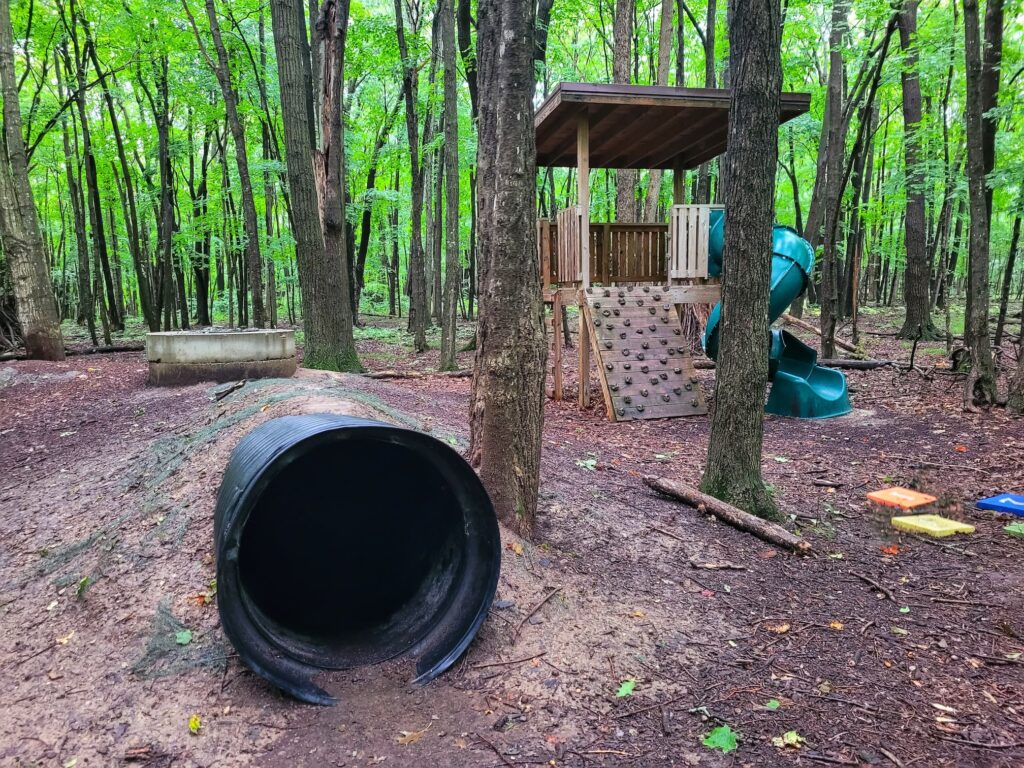 photo of ledge view nature center fun trail