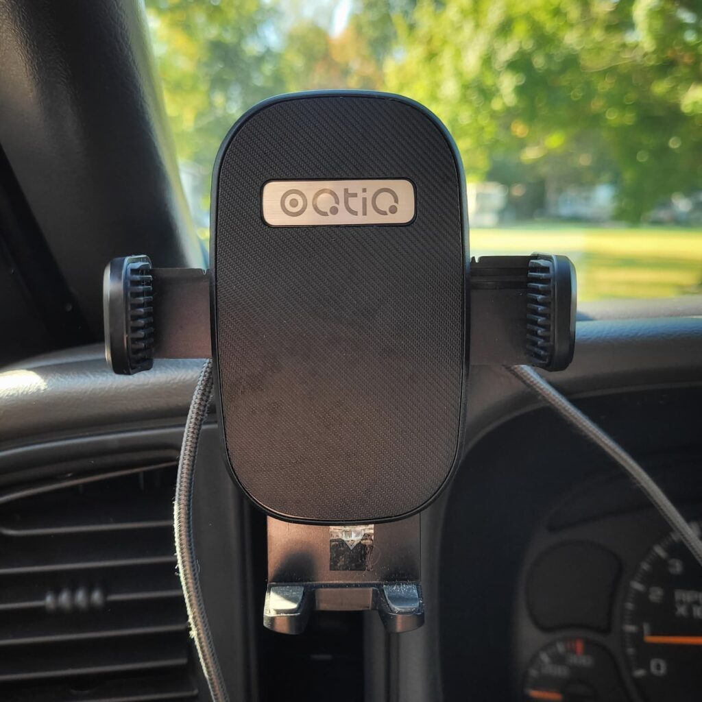 photo of oqtiq phone holder