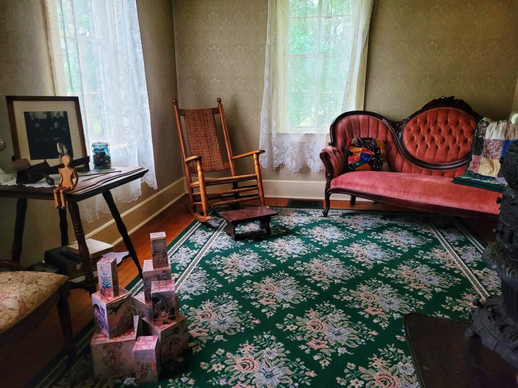 photo of chellberg farm sitting room