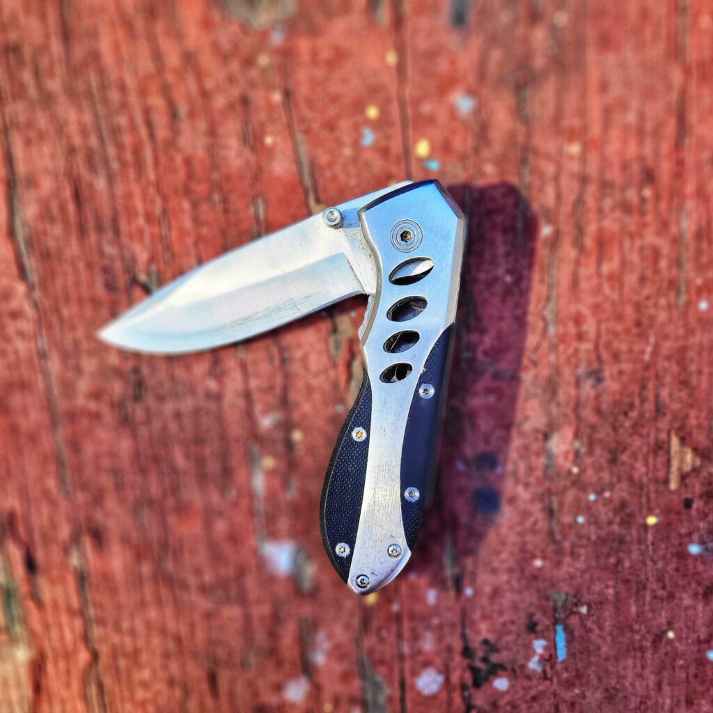 photo of pocket knife