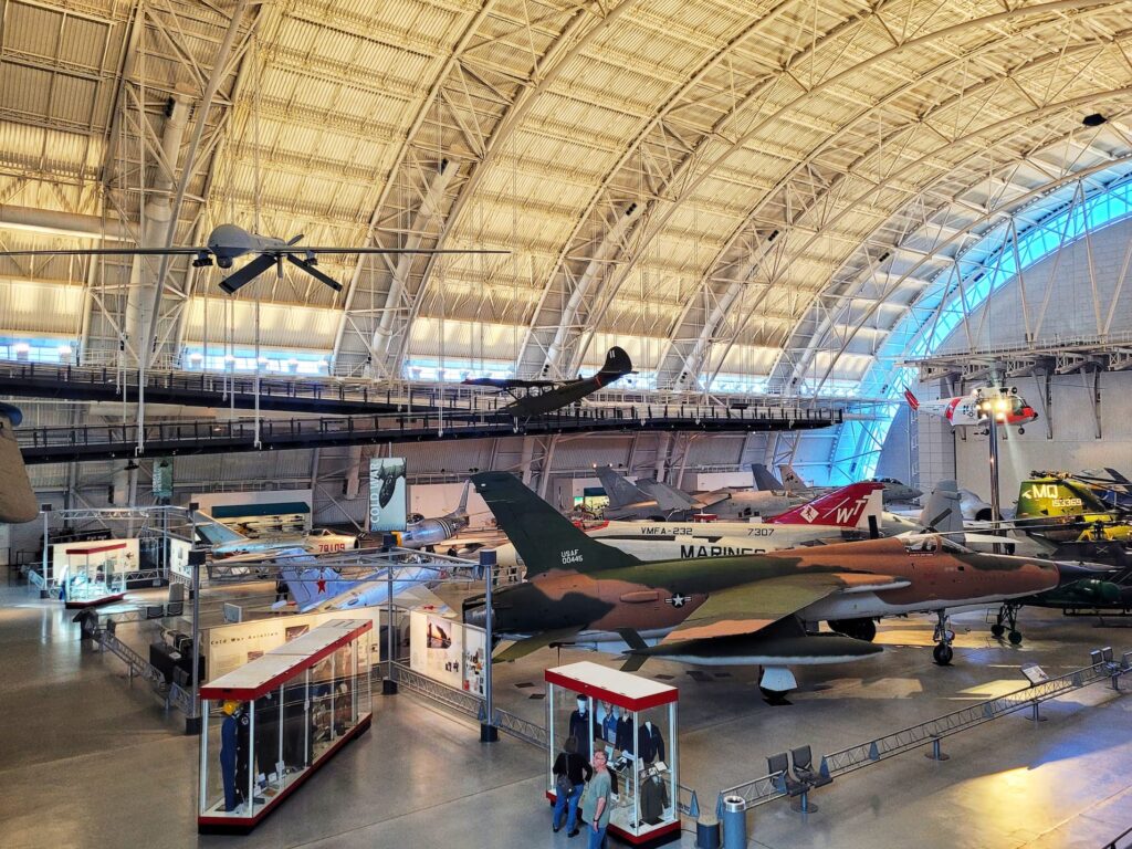 photo of air and space museum steven udvar hazy center