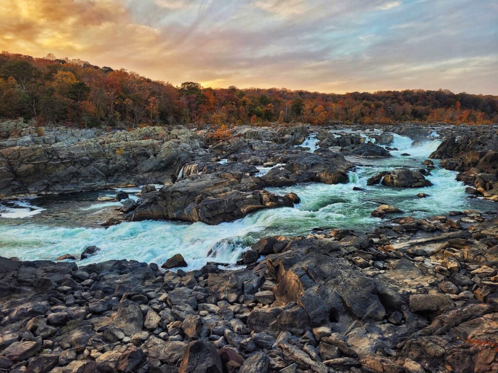 photo of great falls on potomoc river