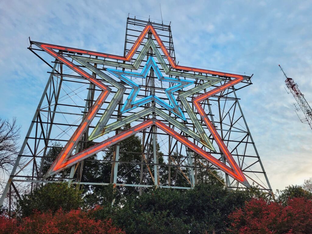 photo of roanoke star