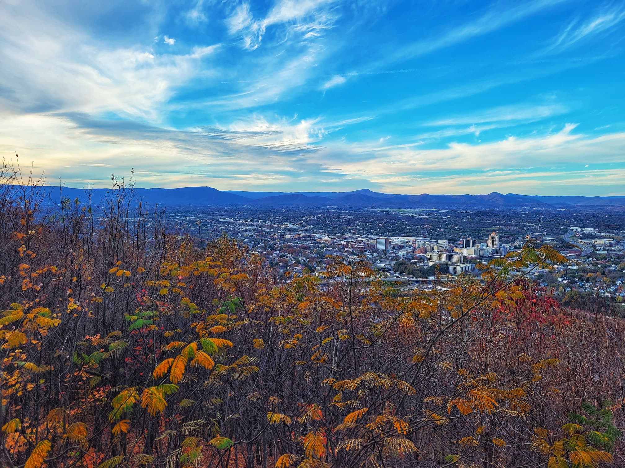 photo of roanoke view from mill mountain