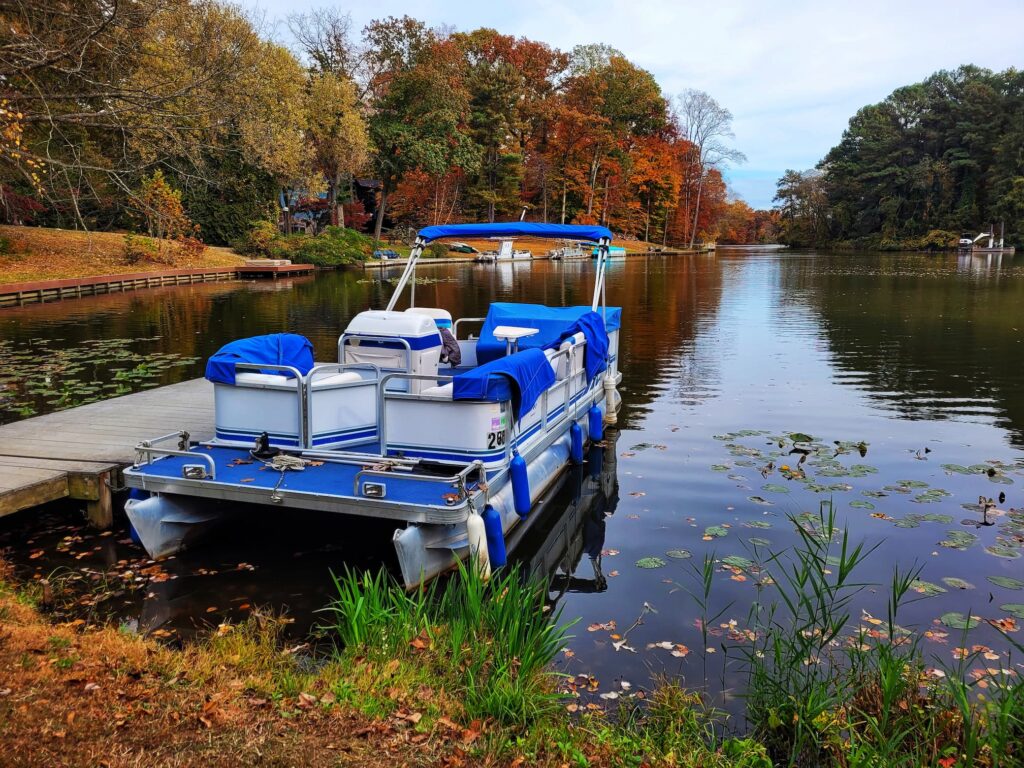 photo of pontoon boat