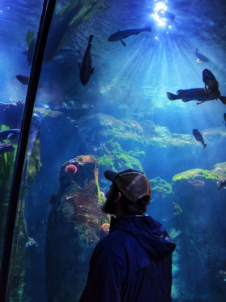 photo of josh at oregon coast aquariuam