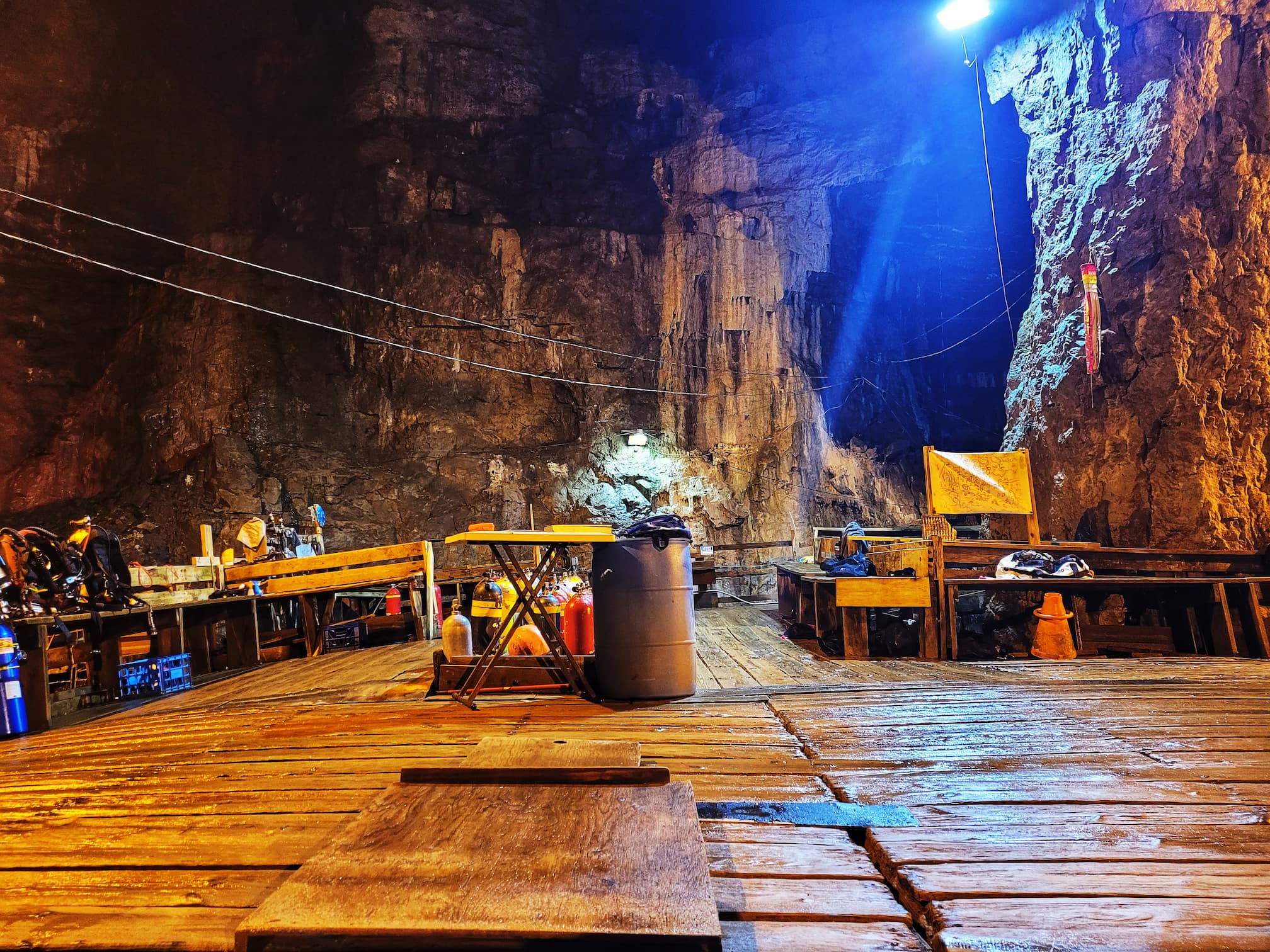 photo of bonne terre mine diving dock