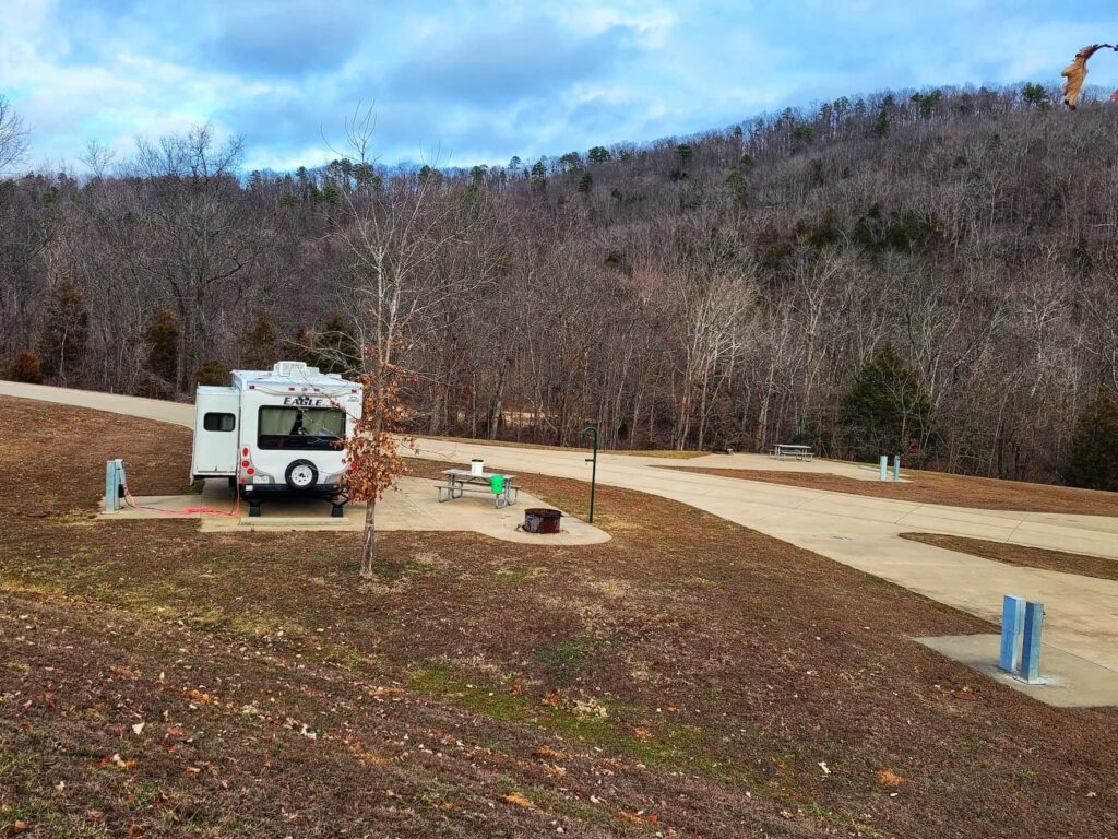 photo of echo bluff state park campground