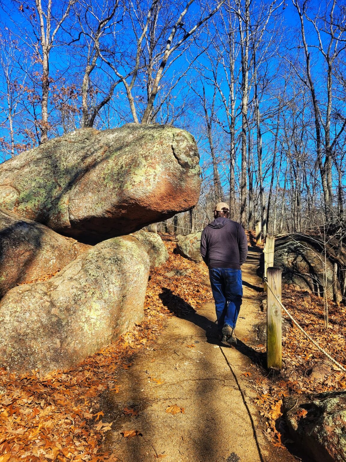 Climbing Giants: How to Make the Most of Your Visit to Elephant Rocks