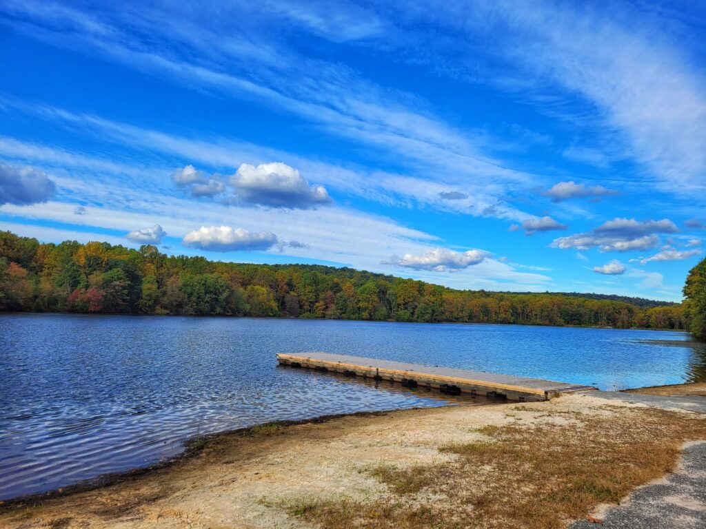 photo of hopewell lake