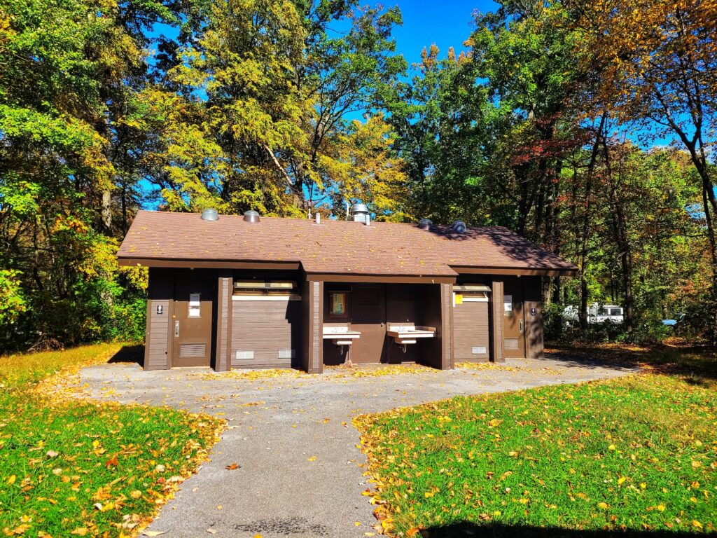 photo of showerhouse in campground