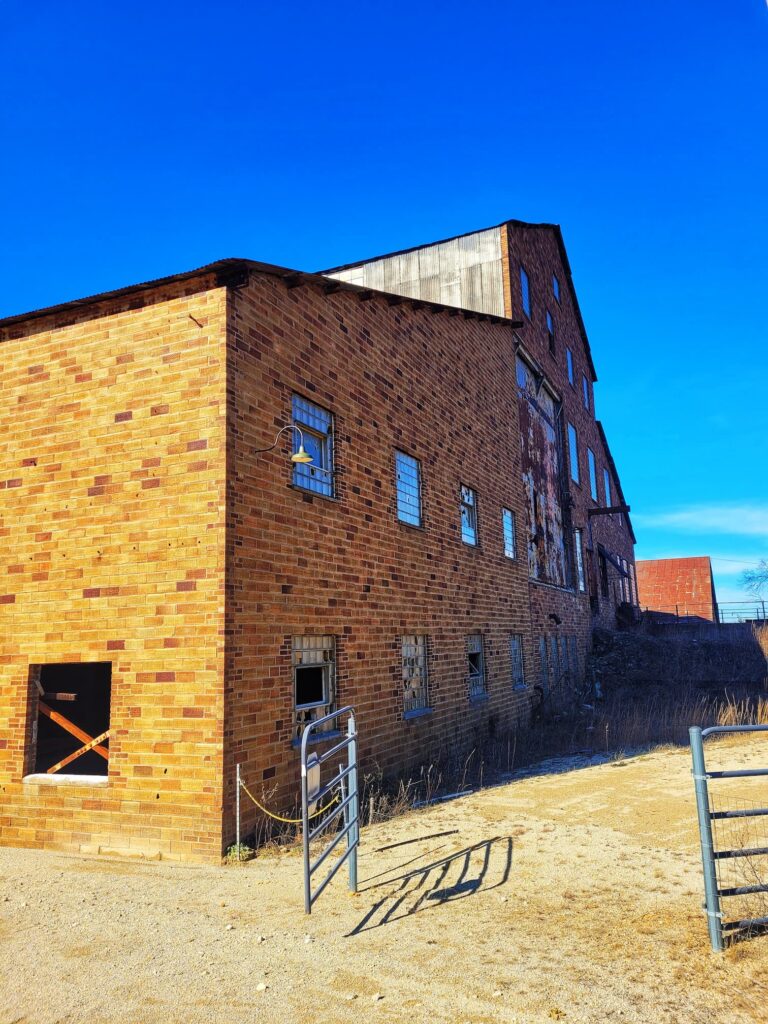 photo of abandoned mine mill building