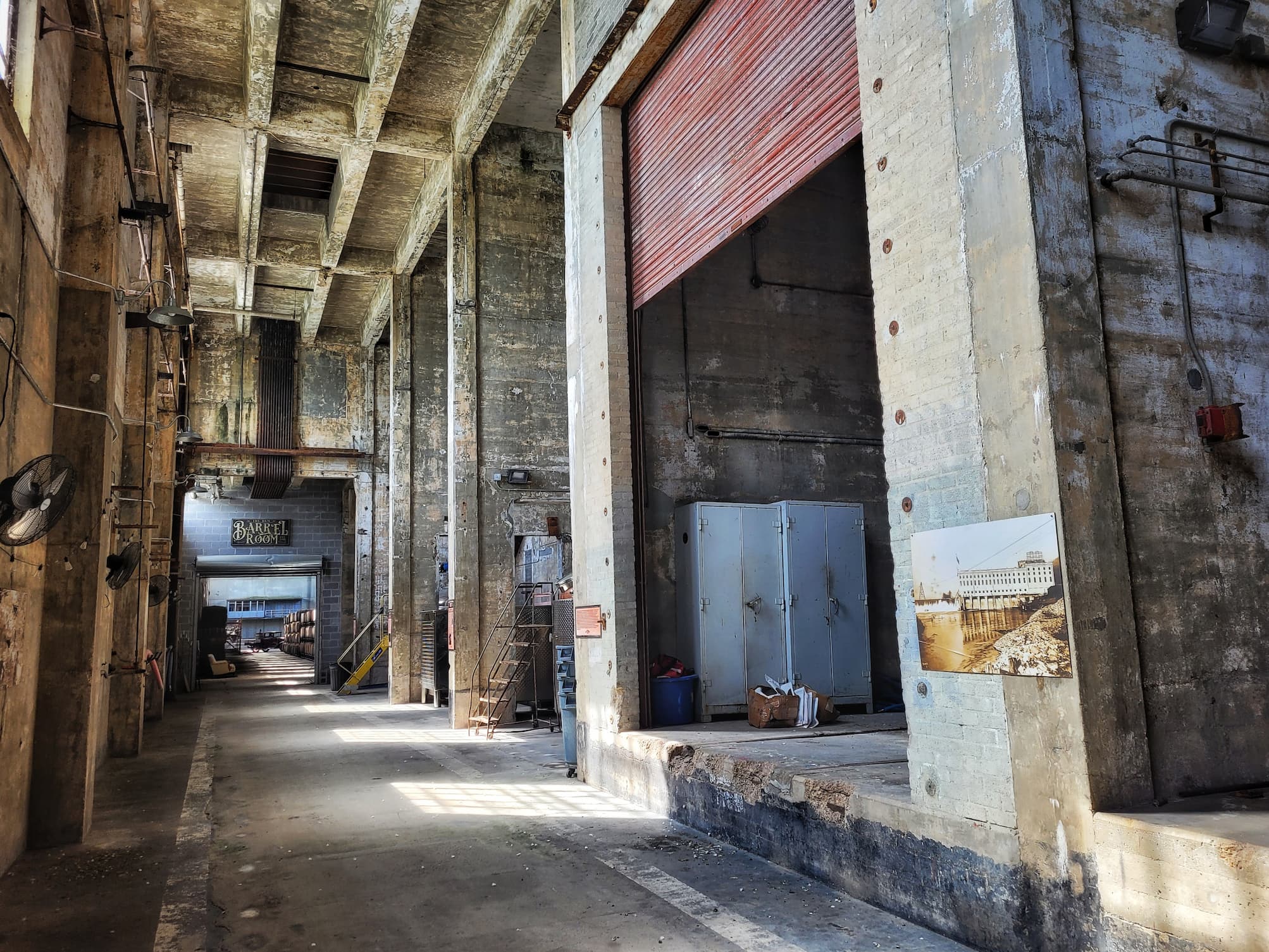 photo of hales bar dam powerhouse entrance