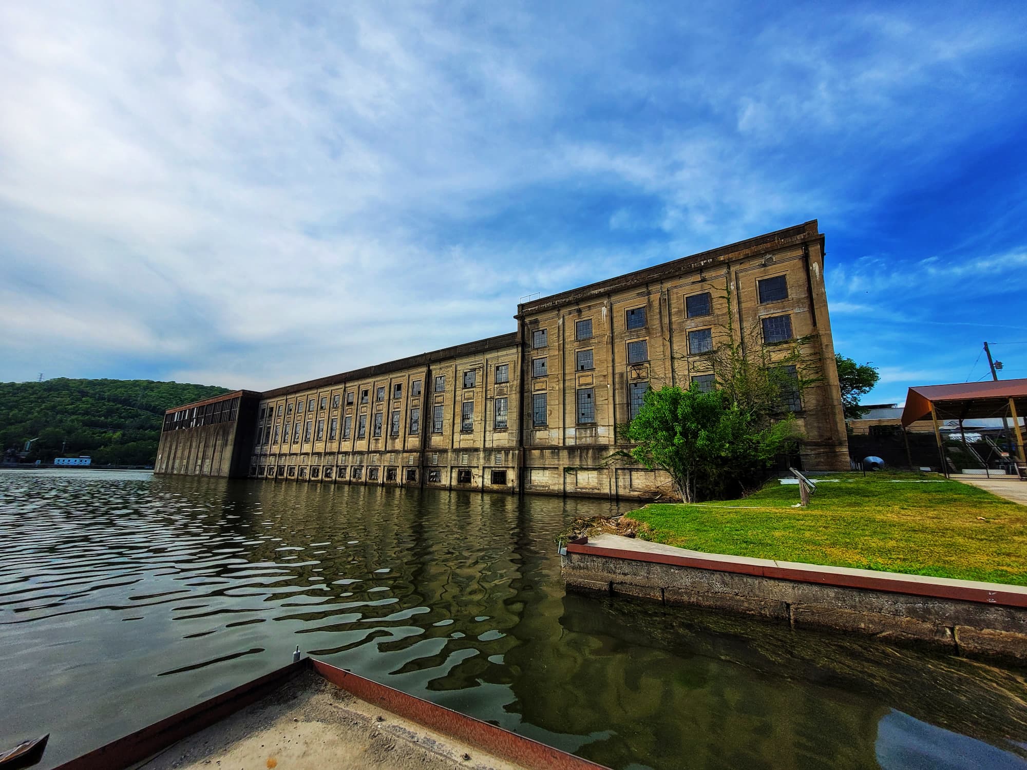 photo of hales bar dam