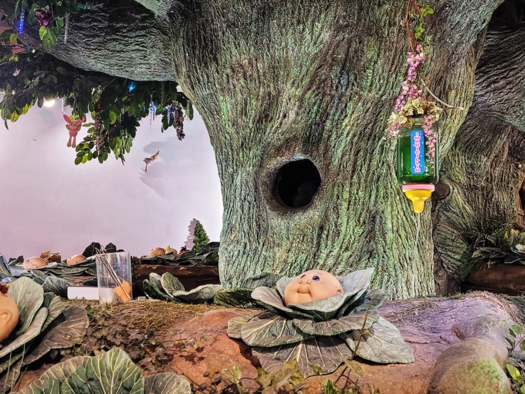 photo of tree for cabbage patch kids births