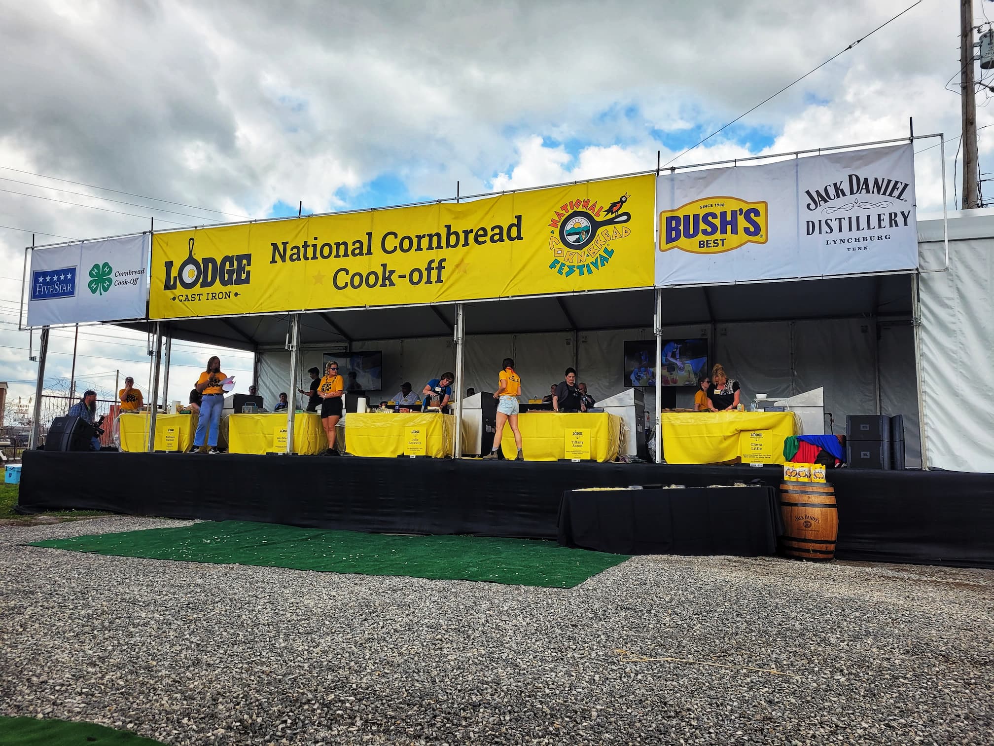 photo of cornbread cook-off