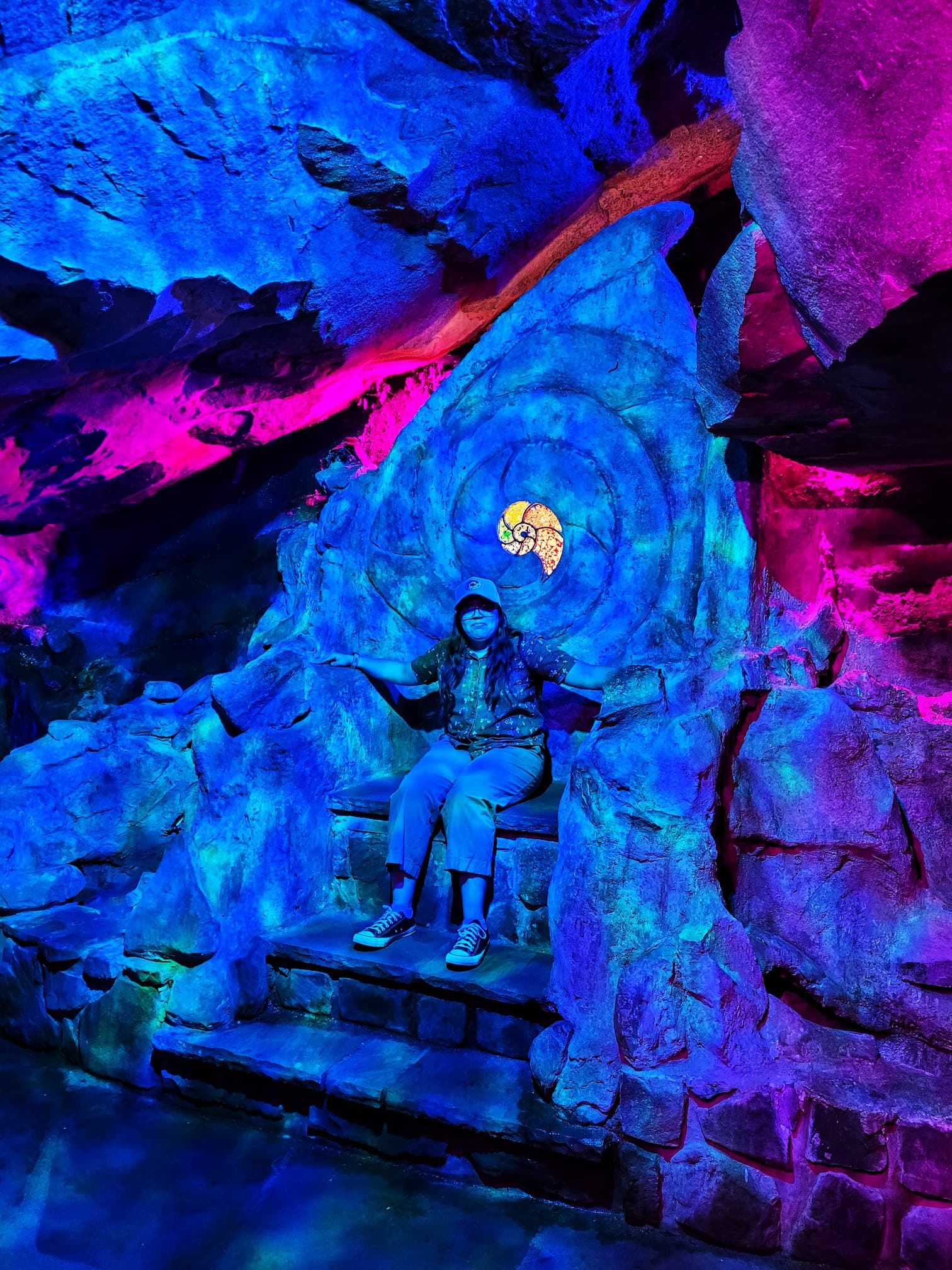 photo of jen at rock city