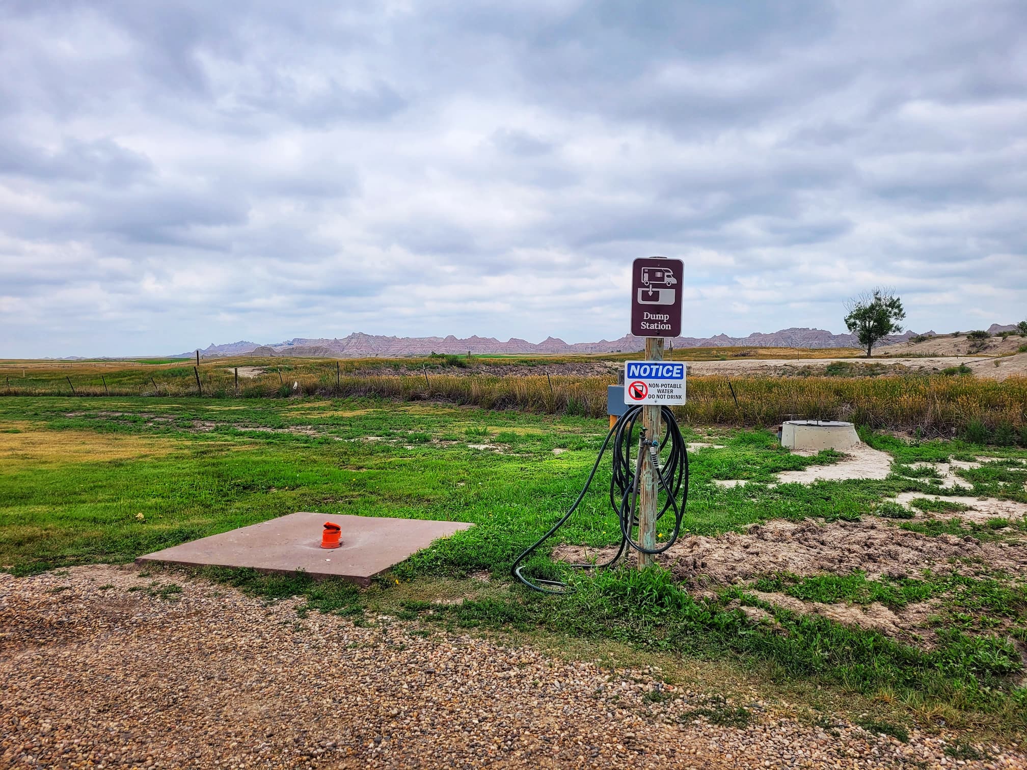 photo of badlands hotel and campground dump station