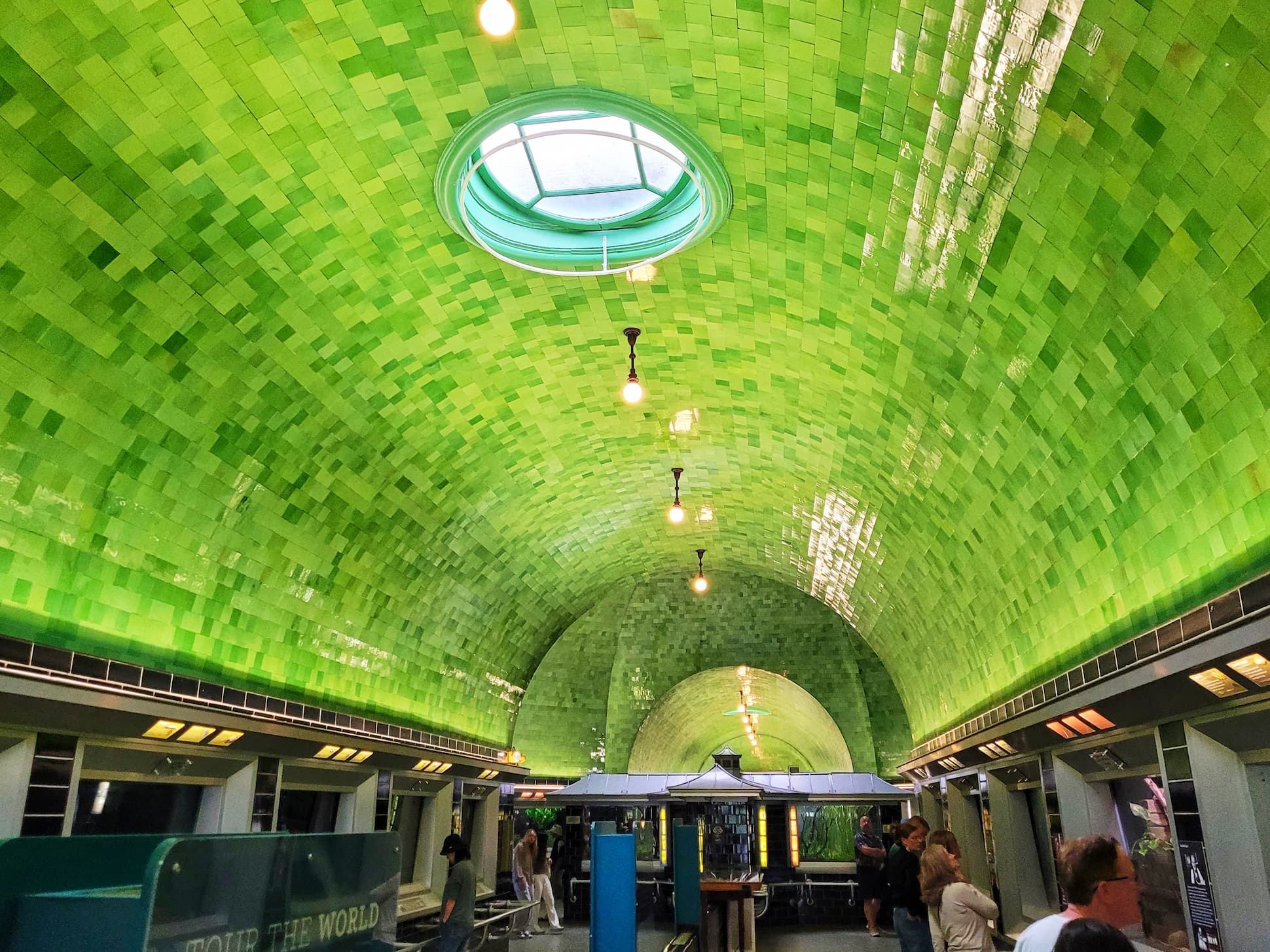 photo of belle isle aquarium