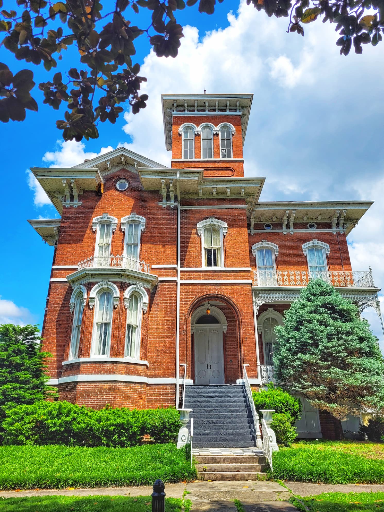 photo of magnolia manor