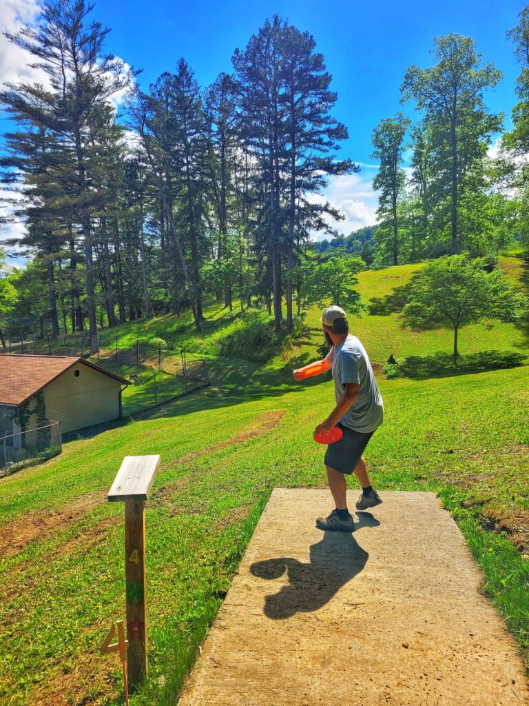 photo of fayette county park disc golf