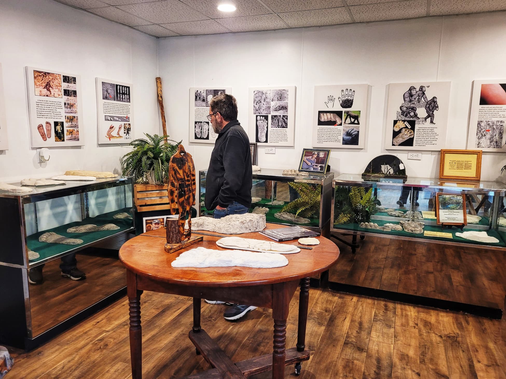 photo of west virginia bigfoot museum