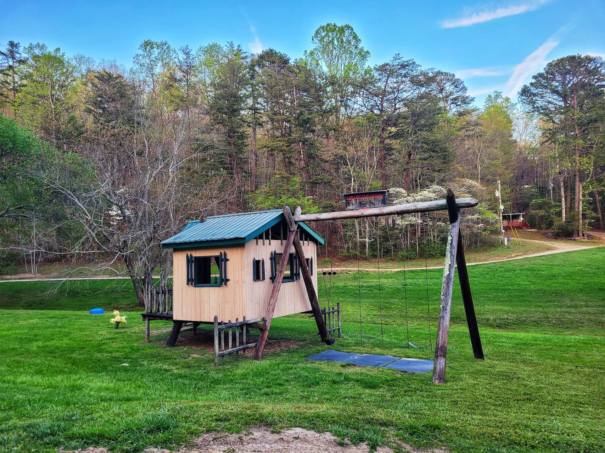 photo of playground at trackrock campground