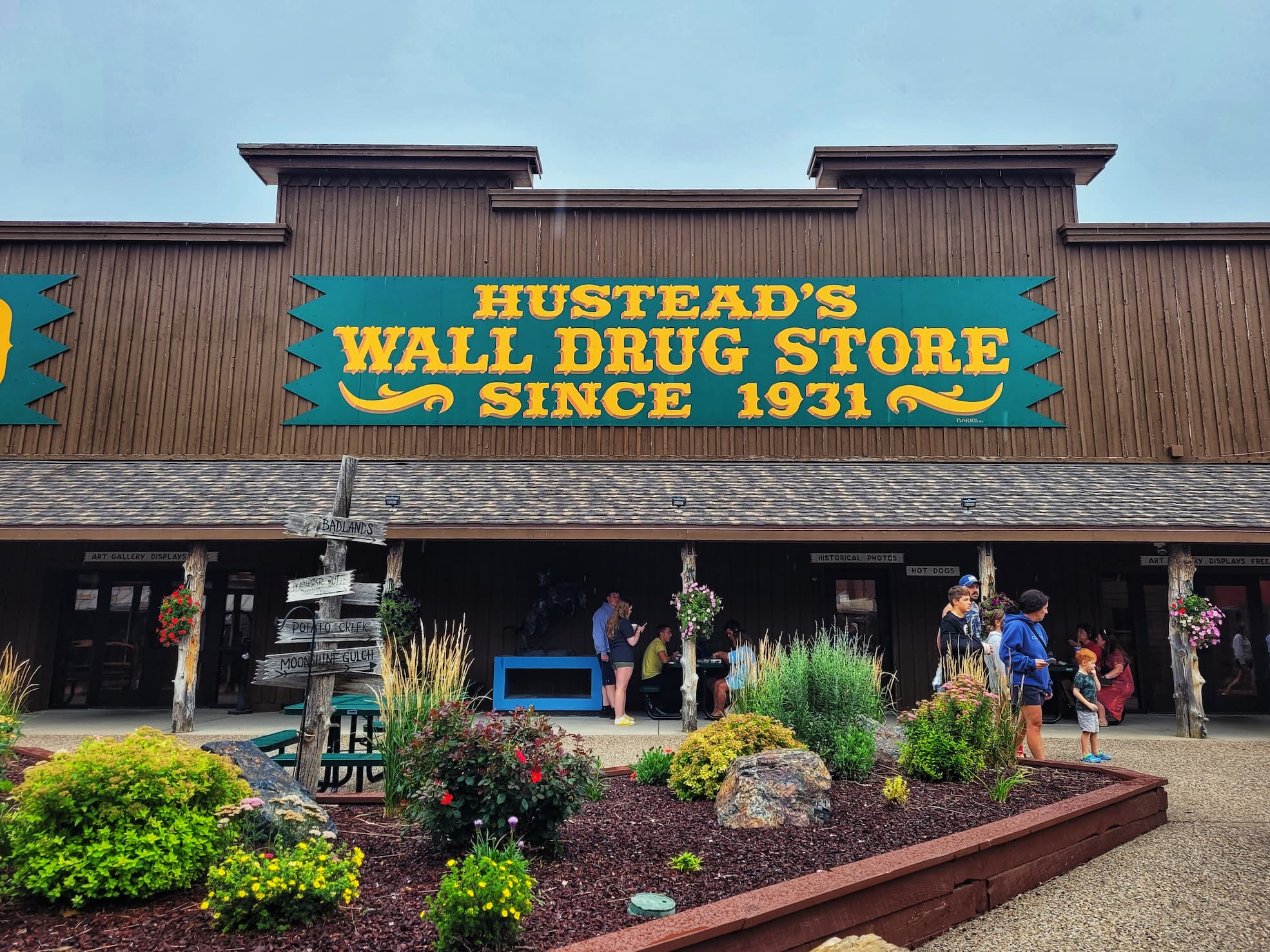 photo of wall drug