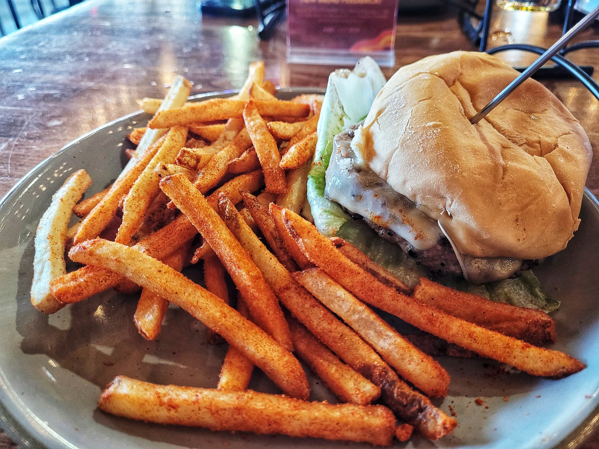 photo of sunnydale burger at 2 row brewing
