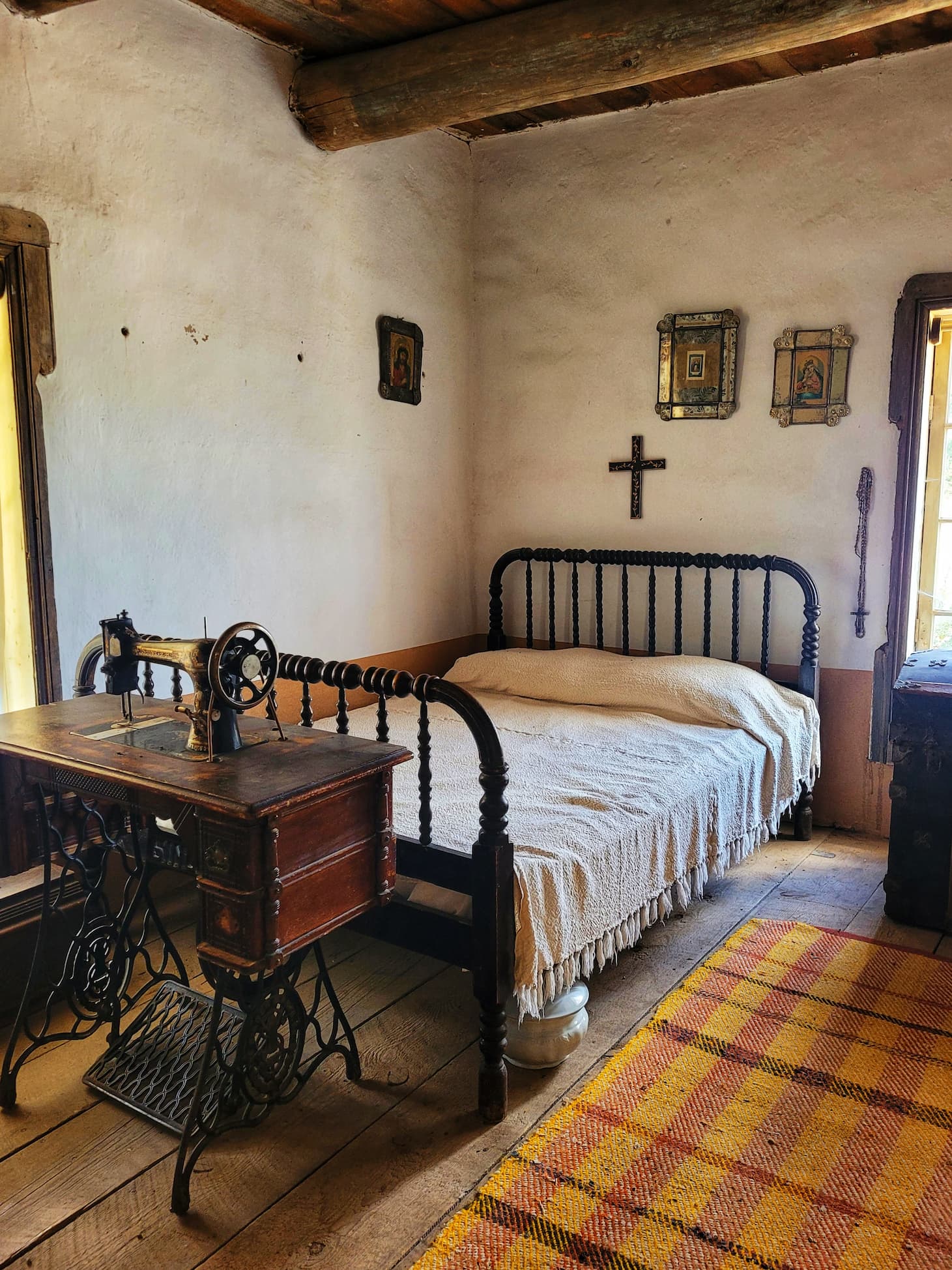 photo of El Rancho de las Golondrinas