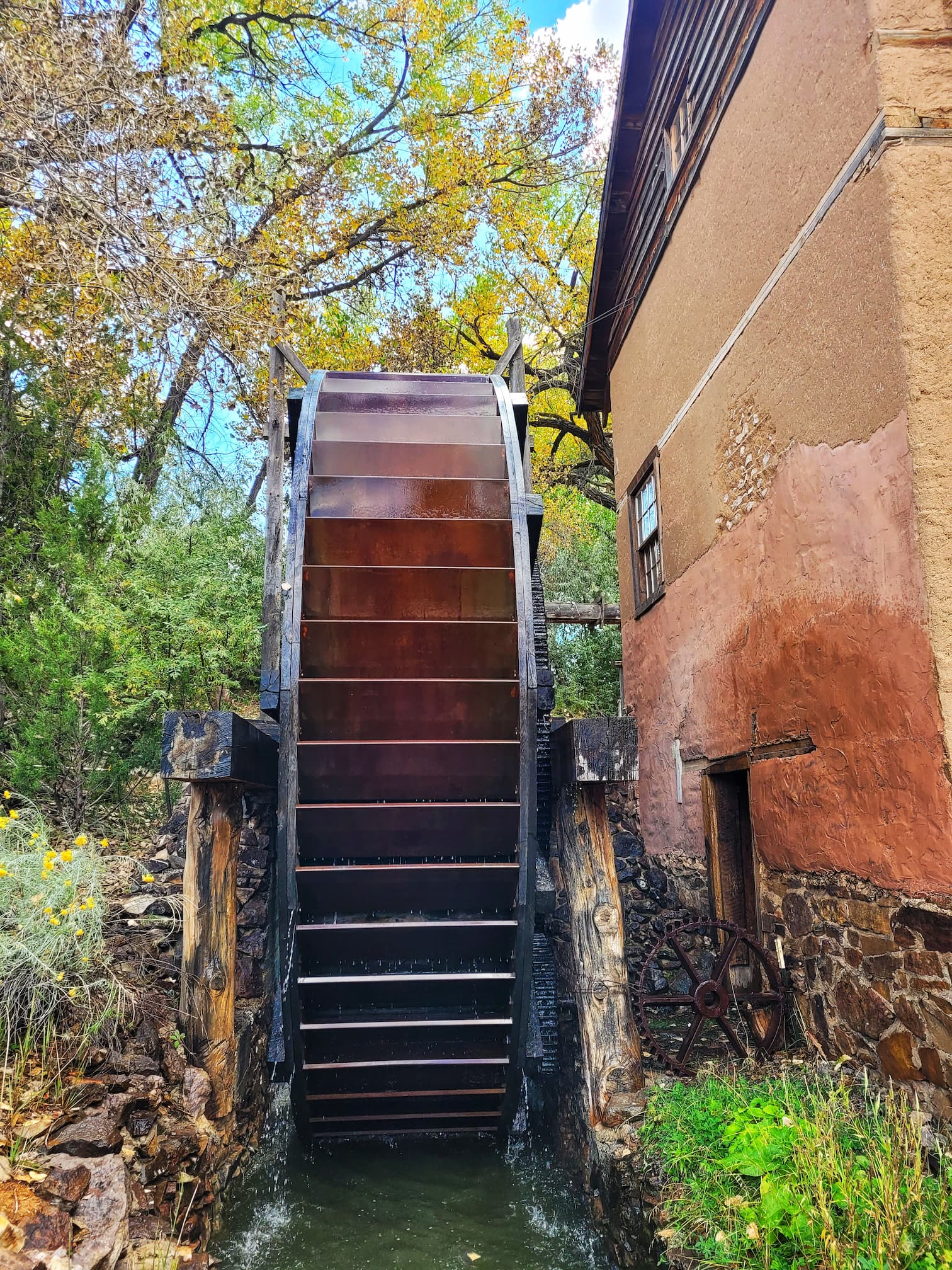 photo of El Rancho de las Golondrinas